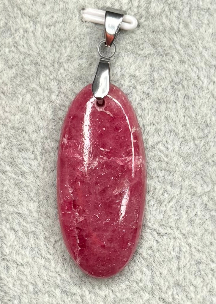 Pendentif en Rhodonite – Compassion et Guérison du Cœur