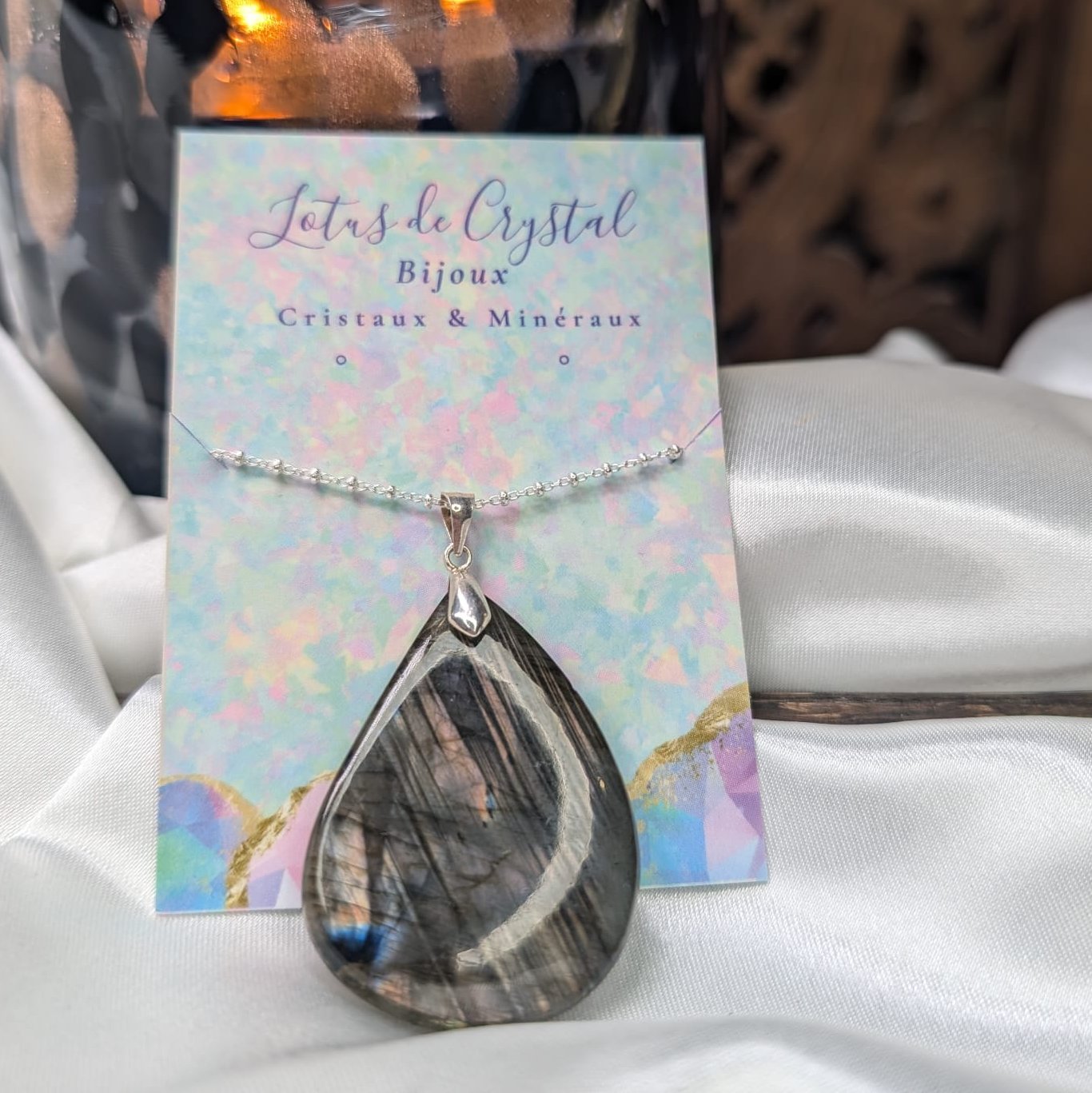 Pendentif en Labradorite – Pierre de Protection et d’Intuition