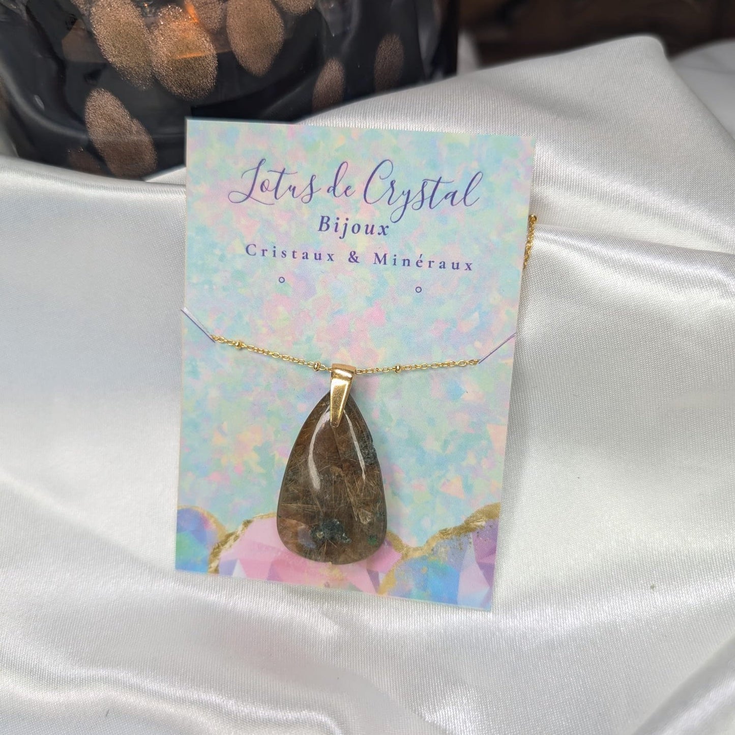 Pendentif en Quartz Lodolite – Méditation et Éveil Spirituel