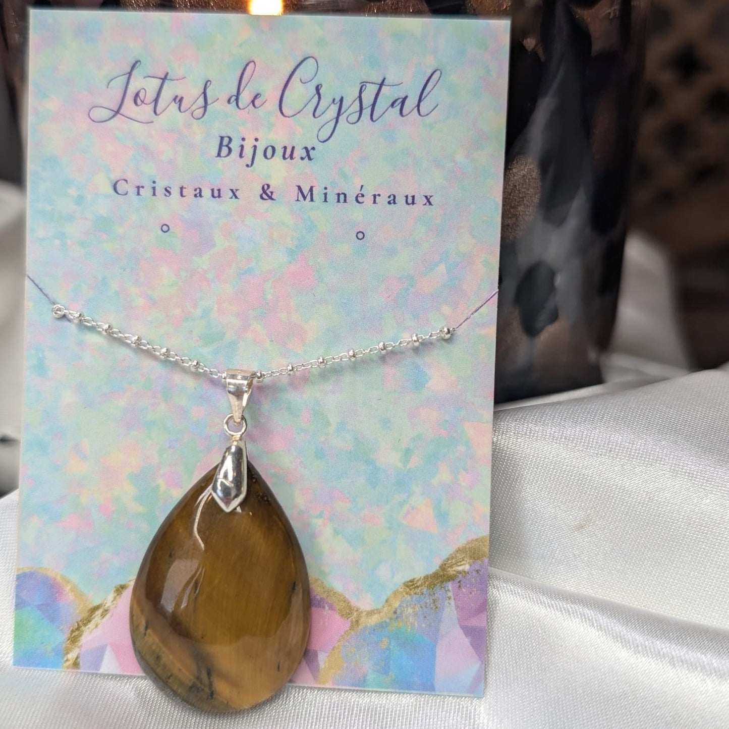 Pendentif en Œil de Tigre – Protection et Confiance en Soi