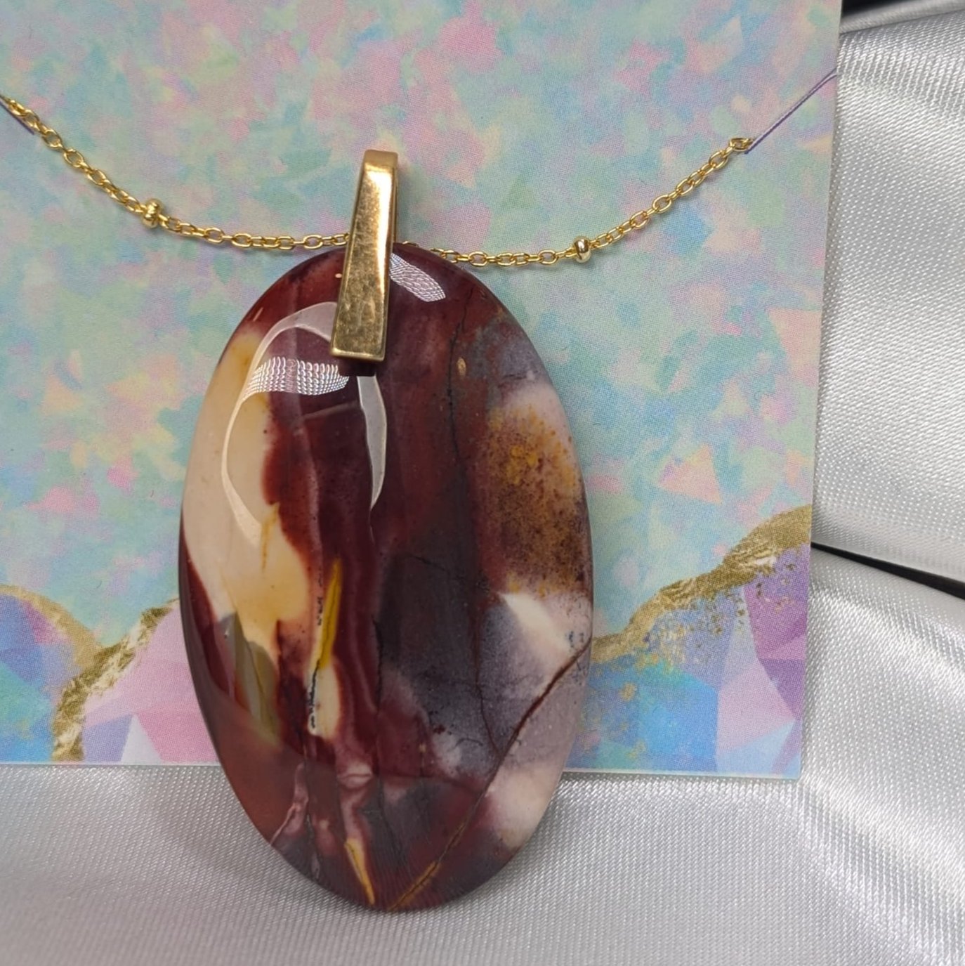 Pendentif en Jaspe Mokaïte – Force et Énergie Régénératrice