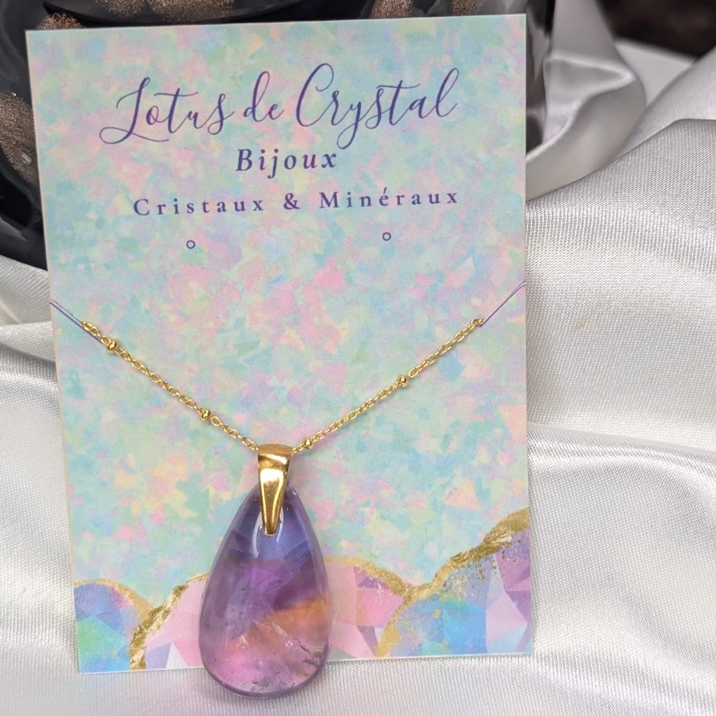 Pendentif en Ametrine – Harmonie entre Clarté et Créativité