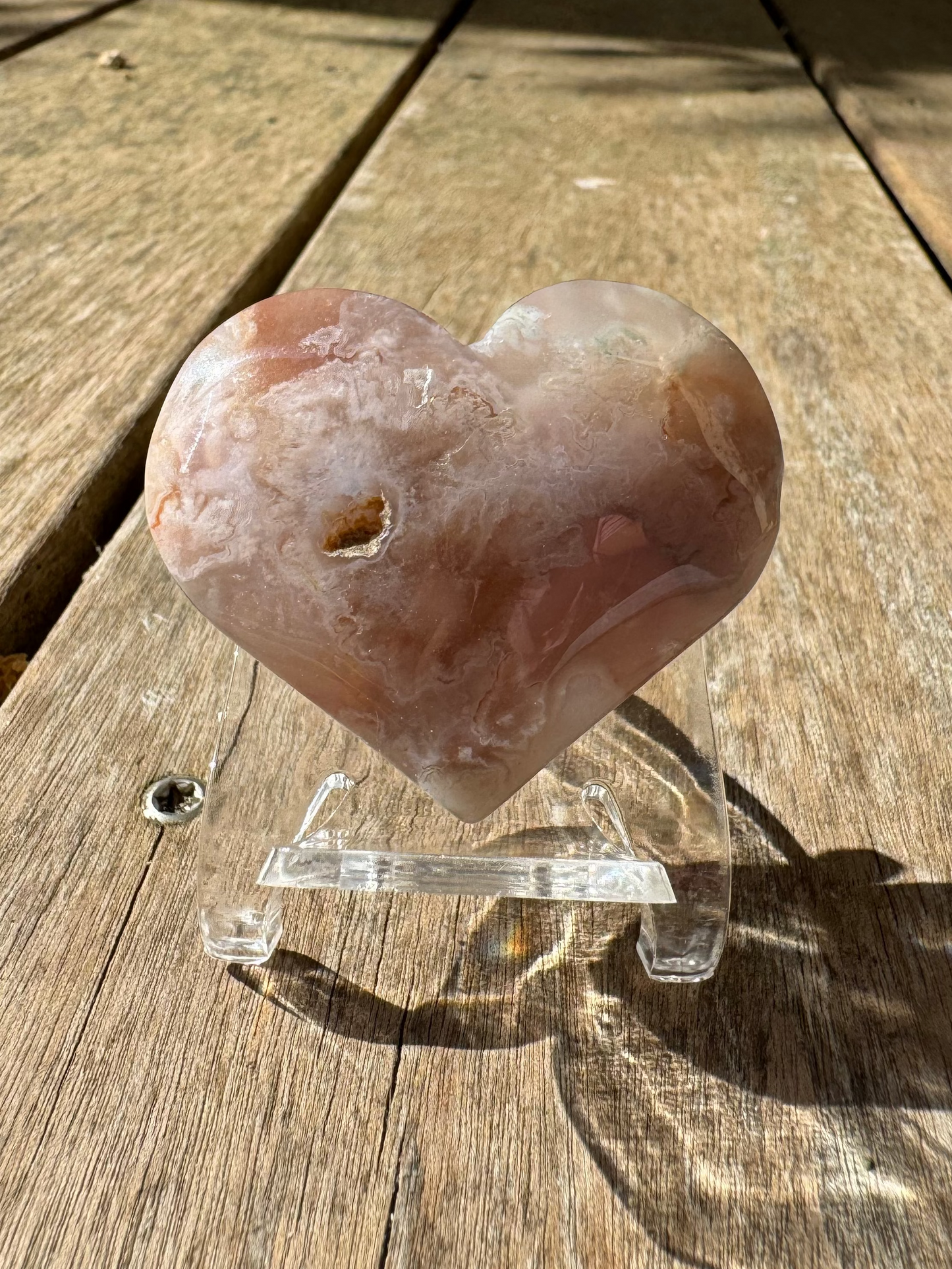 Agate Fleur – Pierre d’Harmonie et de Douceur Émotionnelle