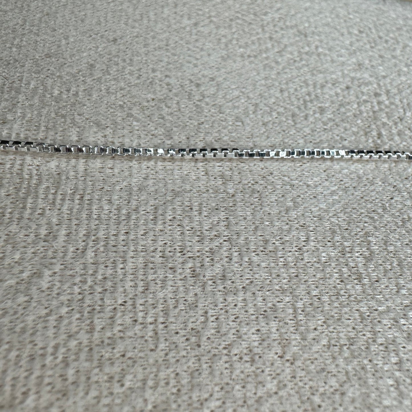Chaine Cadena ven plata