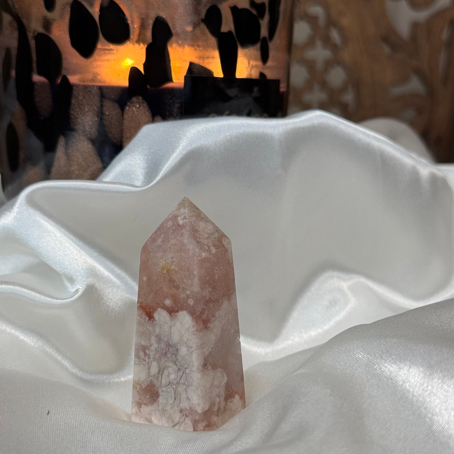 Agate Fleur – Pierre d’Harmonie et de Douceur Émotionnelle