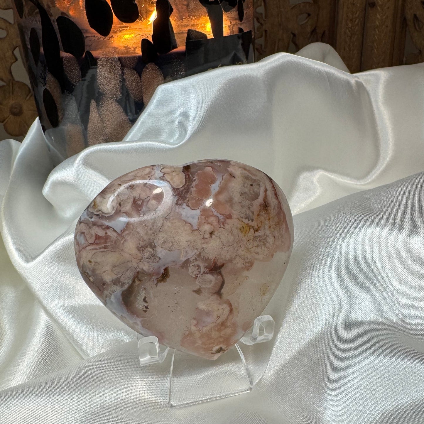 Agate Fleur – Pierre d’Harmonie et de Douceur Émotionnelle