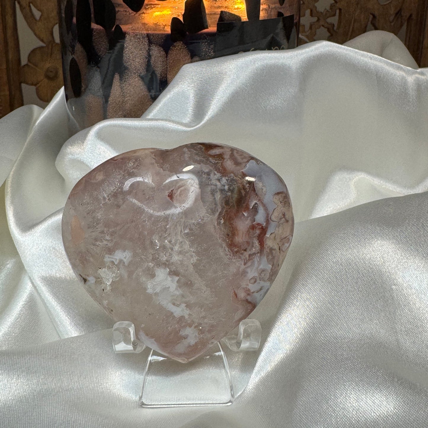 Agate Fleur – Pierre d’Harmonie et de Douceur Émotionnelle