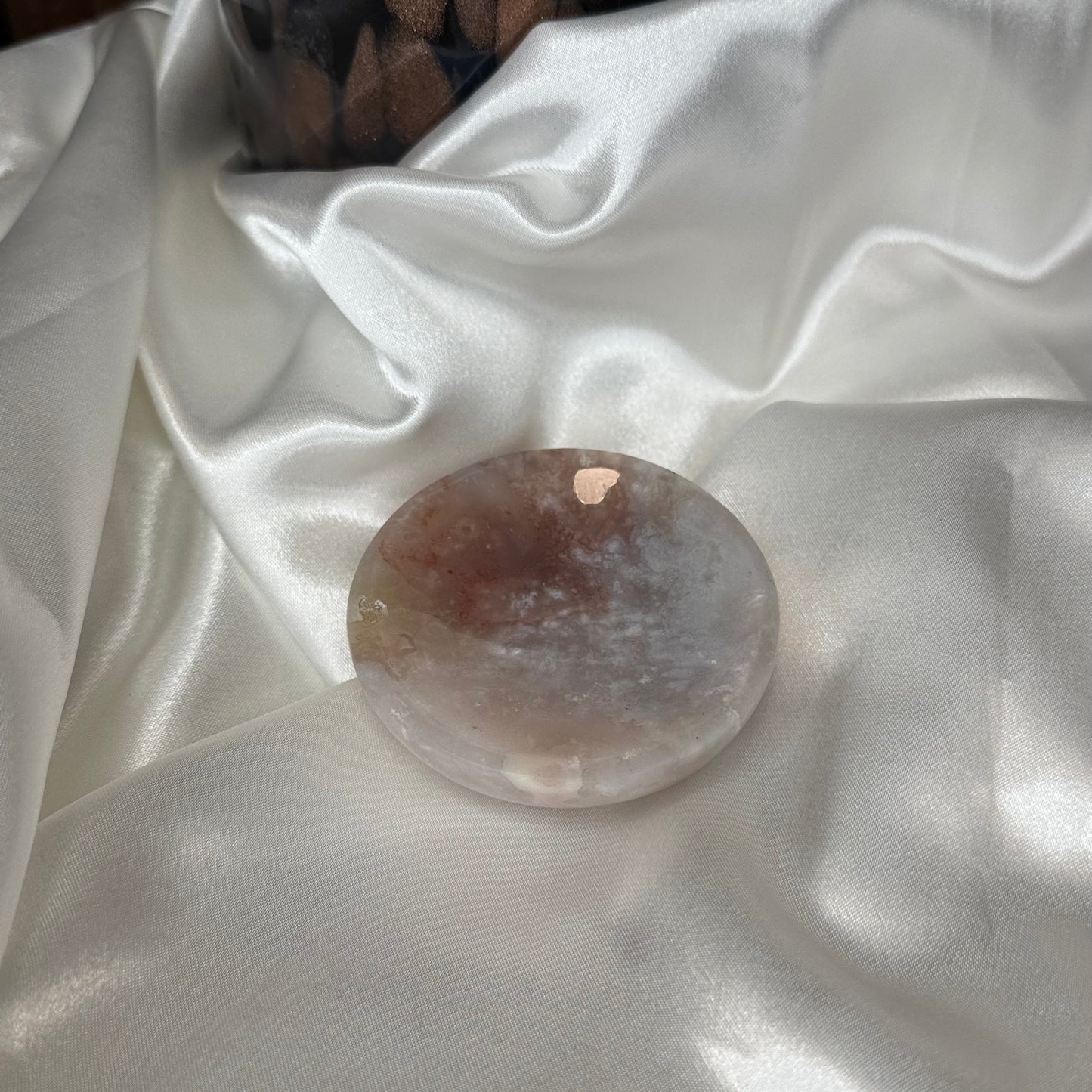 Agate Fleur -coupelle garnie– Pierre d’Harmonie et de Douceur Émotionnelle