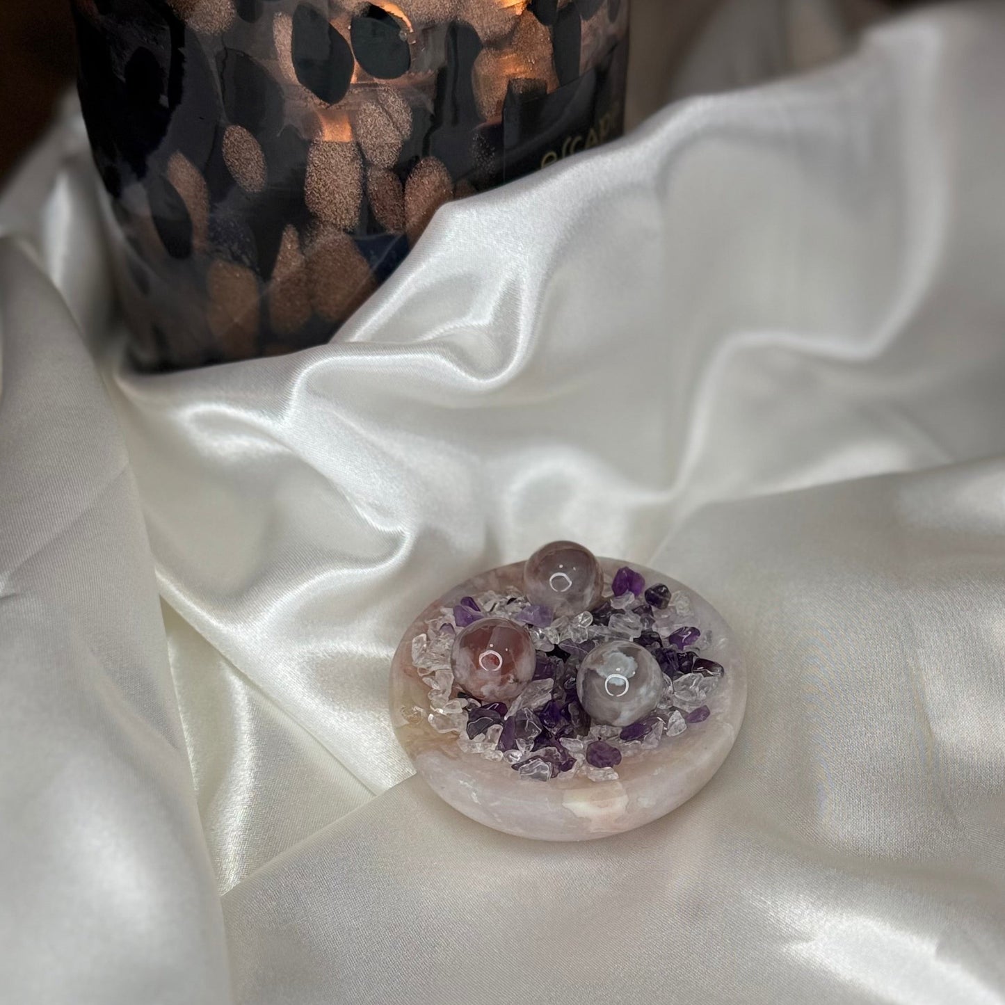 Agate Fleur -coupelle garnie– Pierre d’Harmonie et de Douceur Émotionnelle
