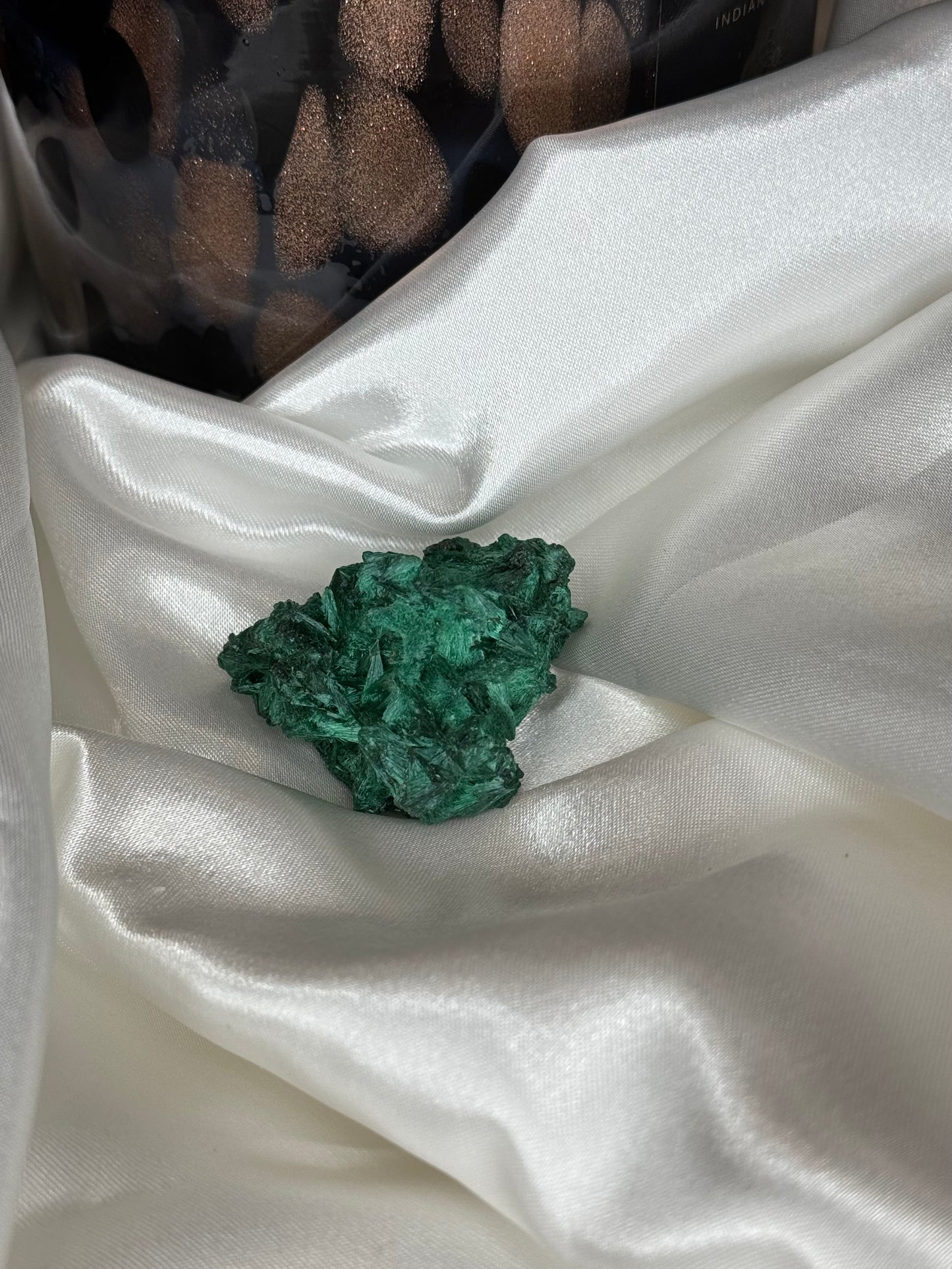 Malachite fibreuse – Pierre de Protection et de Transformation