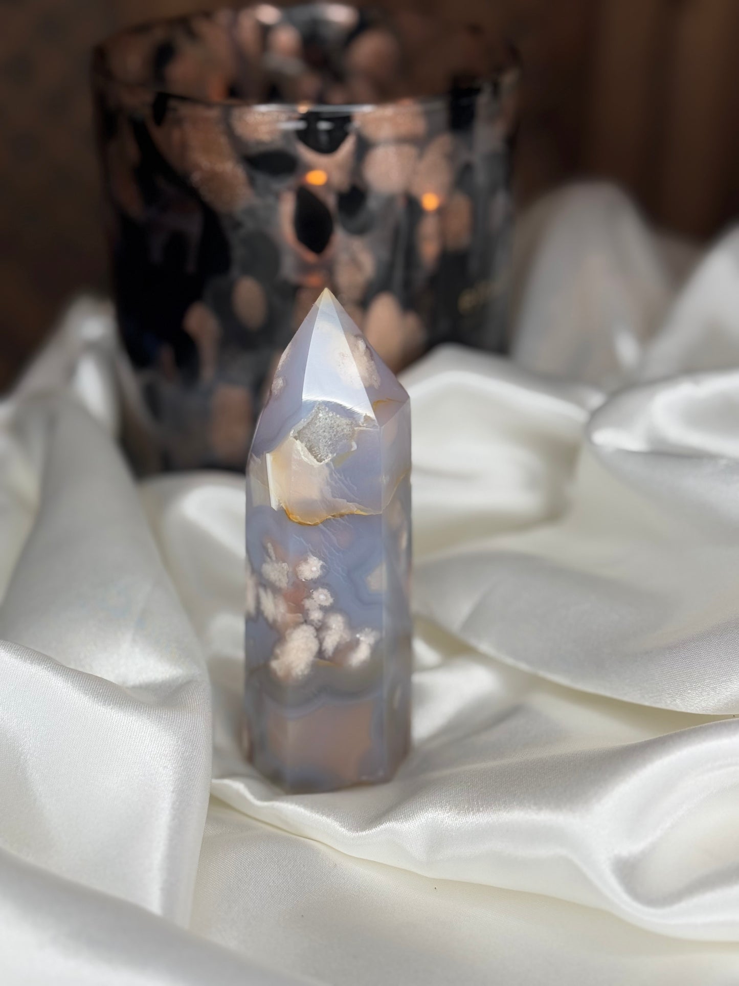 Agate Fleur-tour- Pierre d’Harmonie et de Douceur Émotionnelle