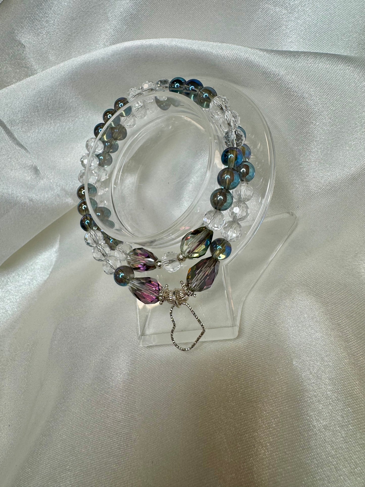 Bracelet Aura Éclatante – Quartz Aura, Cristal de Roche & Perle de Verre