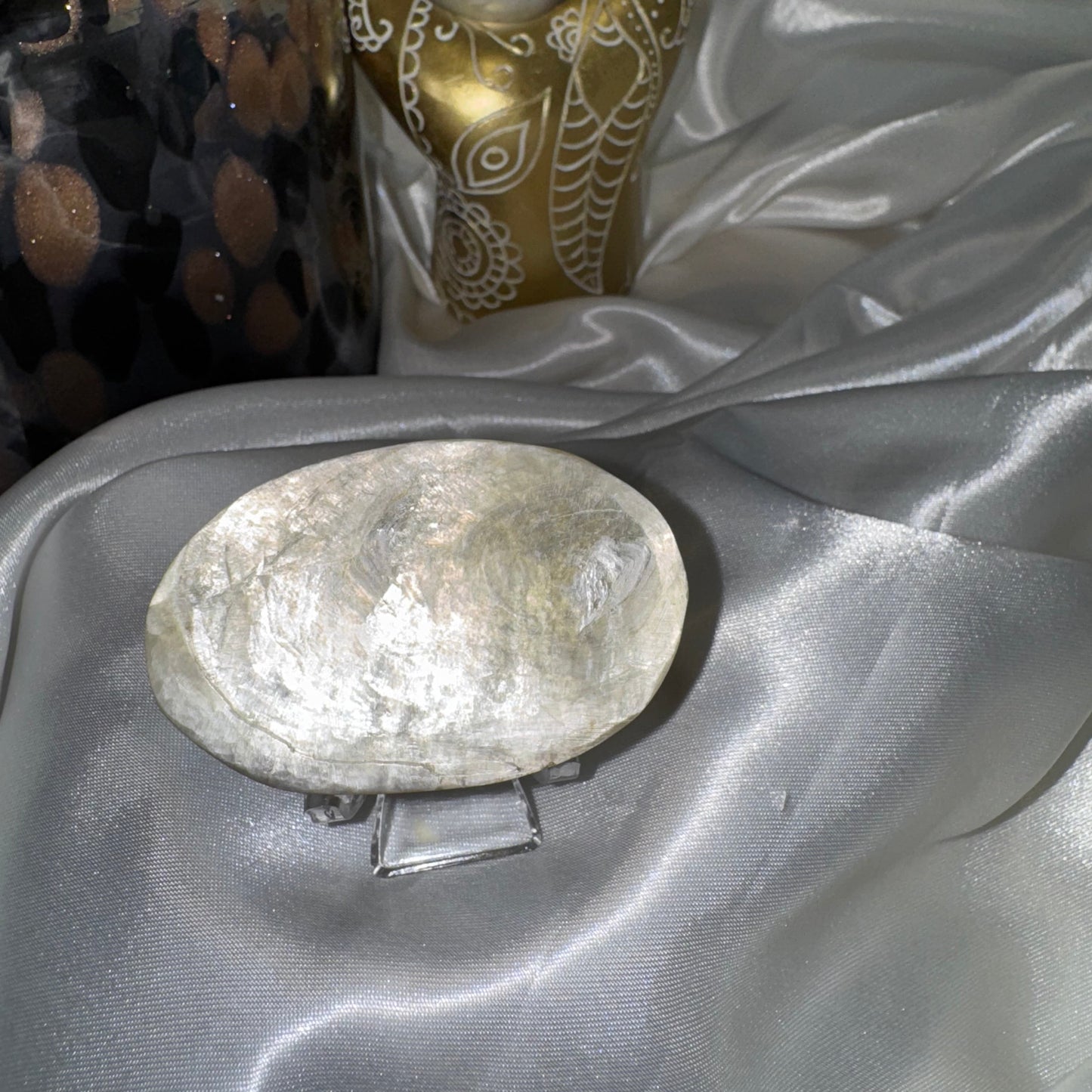 galet Mica – Pierre de Légèreté et de Protection