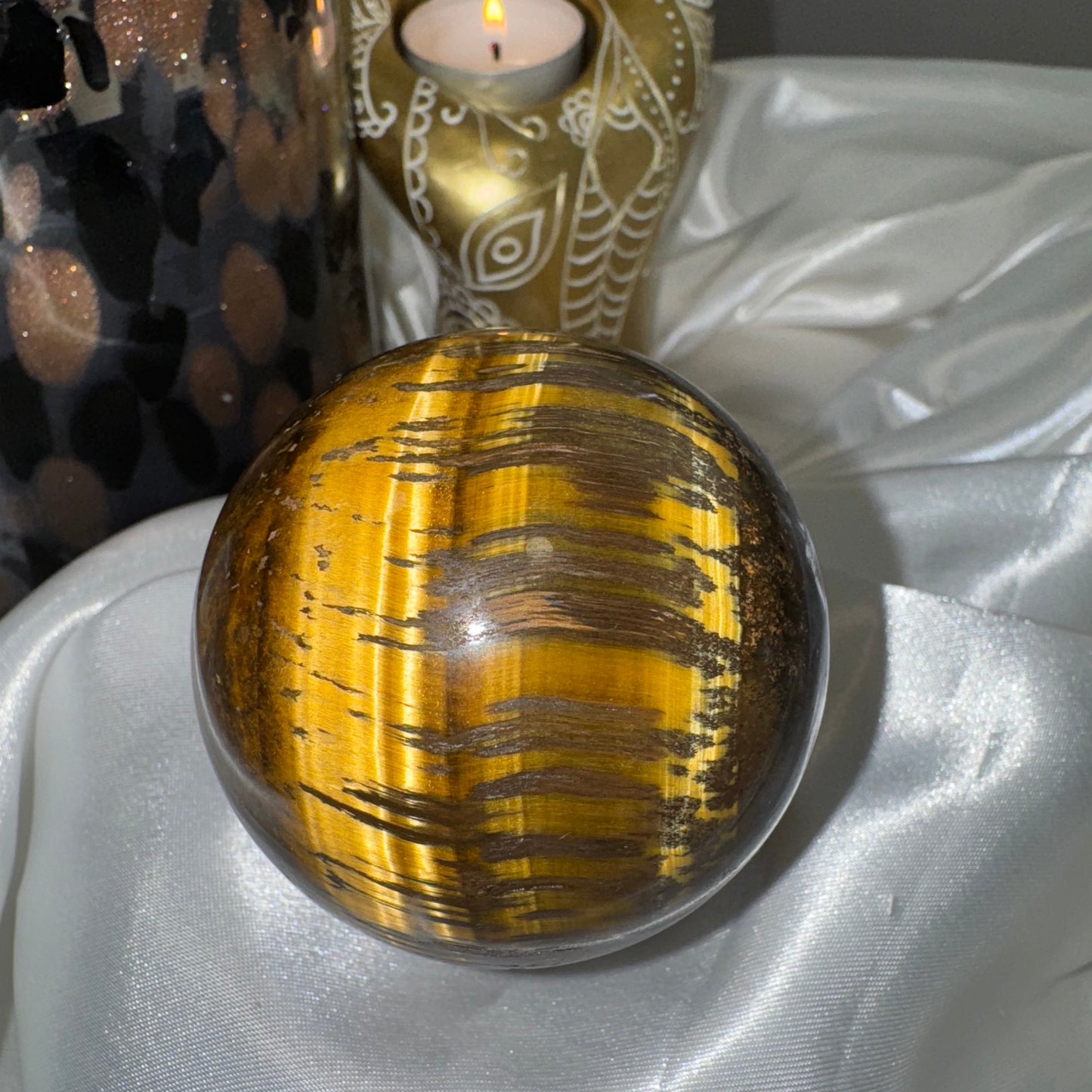 Œil de Tigre sphère – Pierre de Protection et de Force Intérieure