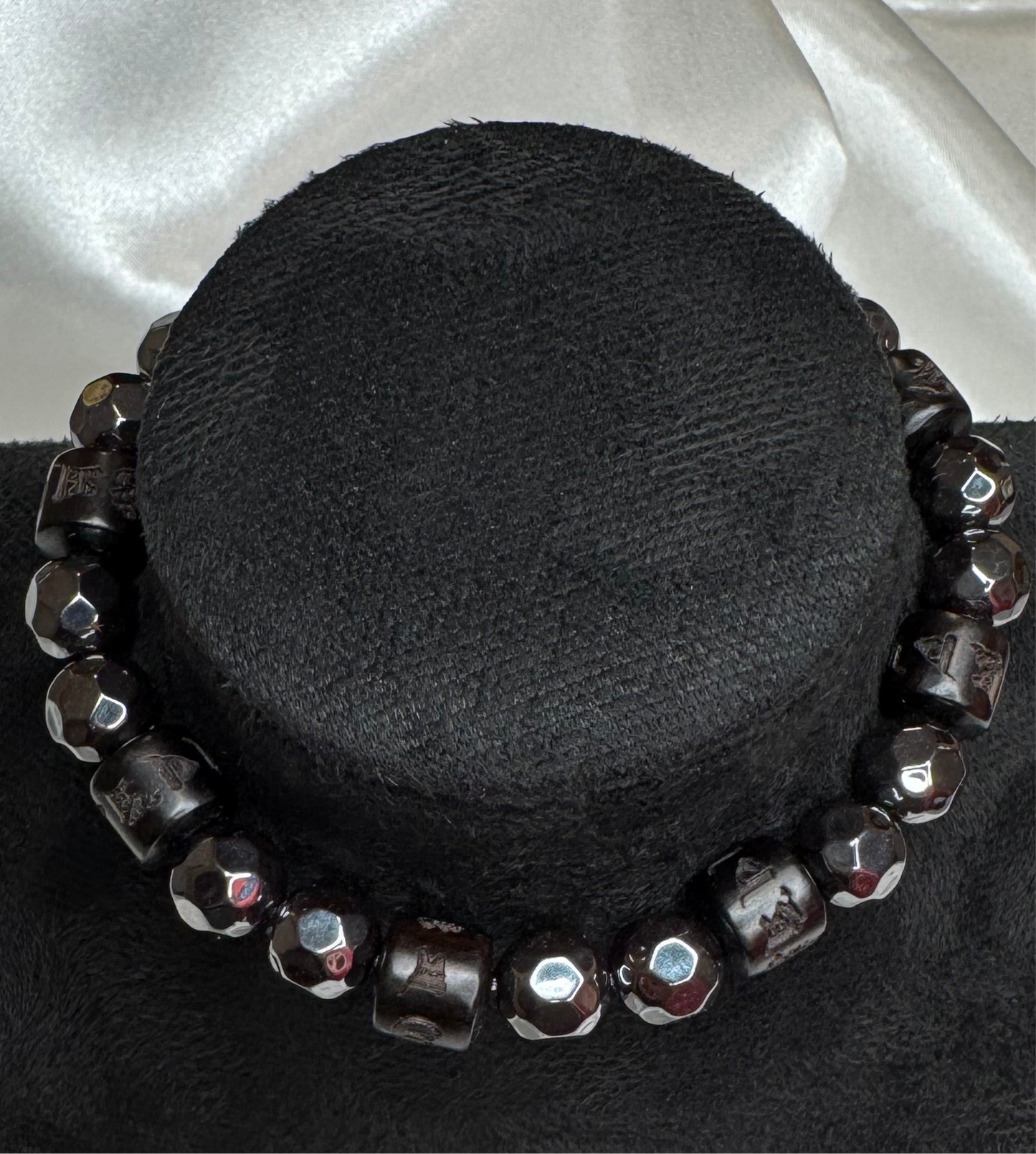 Bracelet en Hématite et Bois – Énergie et Alignement