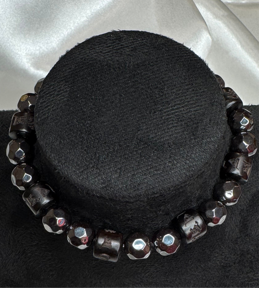 Bracelet en Hématite et Bois – Énergie et Alignement