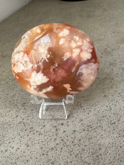 Agate Fleur – Pierre d’Harmonie et de Douceur Émotionnelle