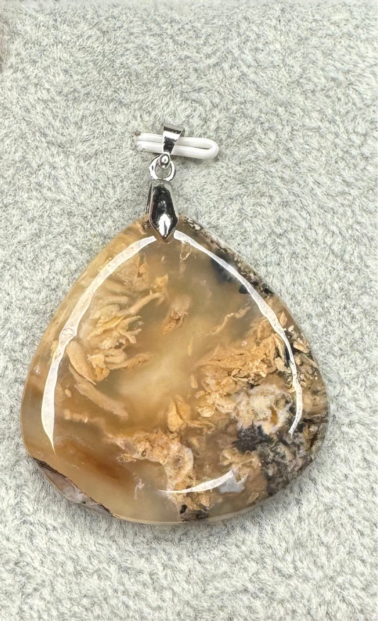 Pendentif en Agate Tigre – Protection et Confiance