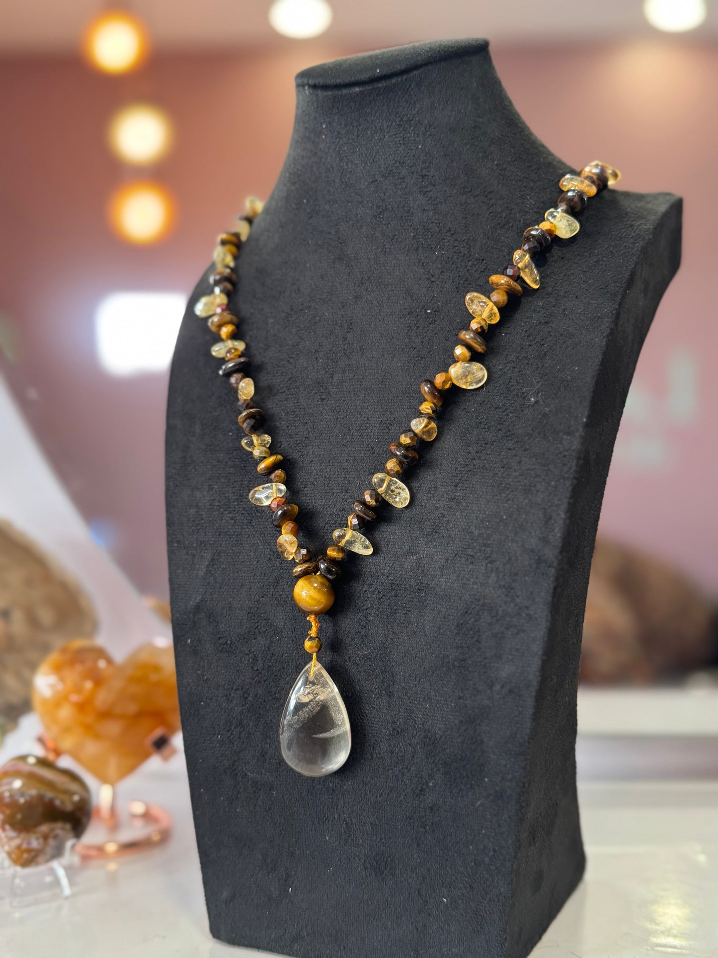 Collier “Rayon Solaire” – Œil de Tigre & Citrine