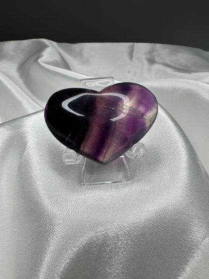 Cœur en Fluorine Violette – Concentration et Harmonie mentale