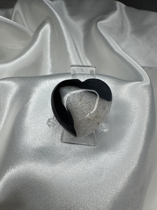 Cœur en Agate Noire – Ancrage et Protection énergétique