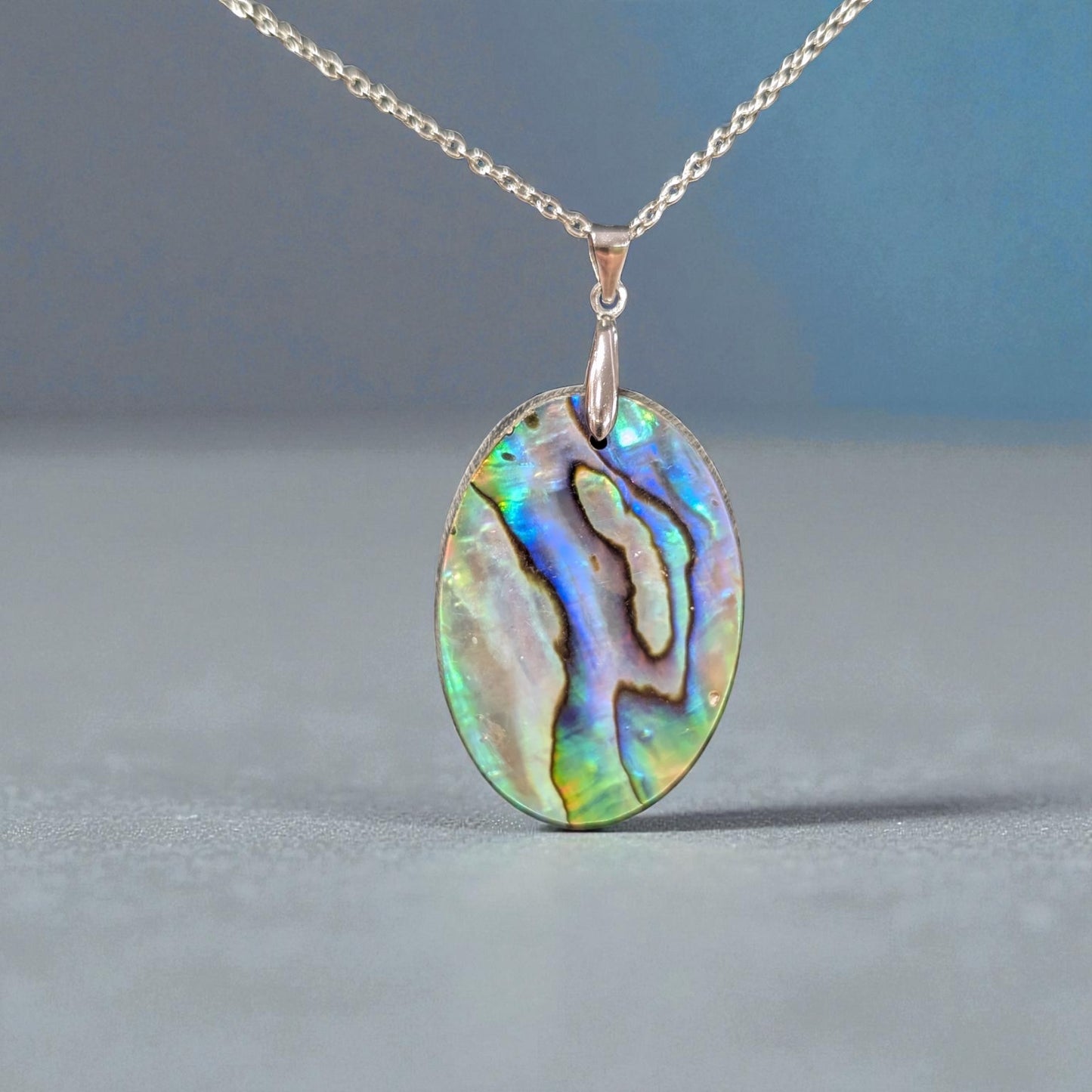Pendentif en Abalone – Harmonie, Protection & Énergie Océanique