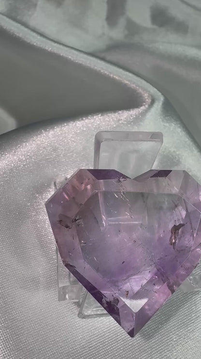 Cœur en Amétrine – Équilibre entre esprit et émotions